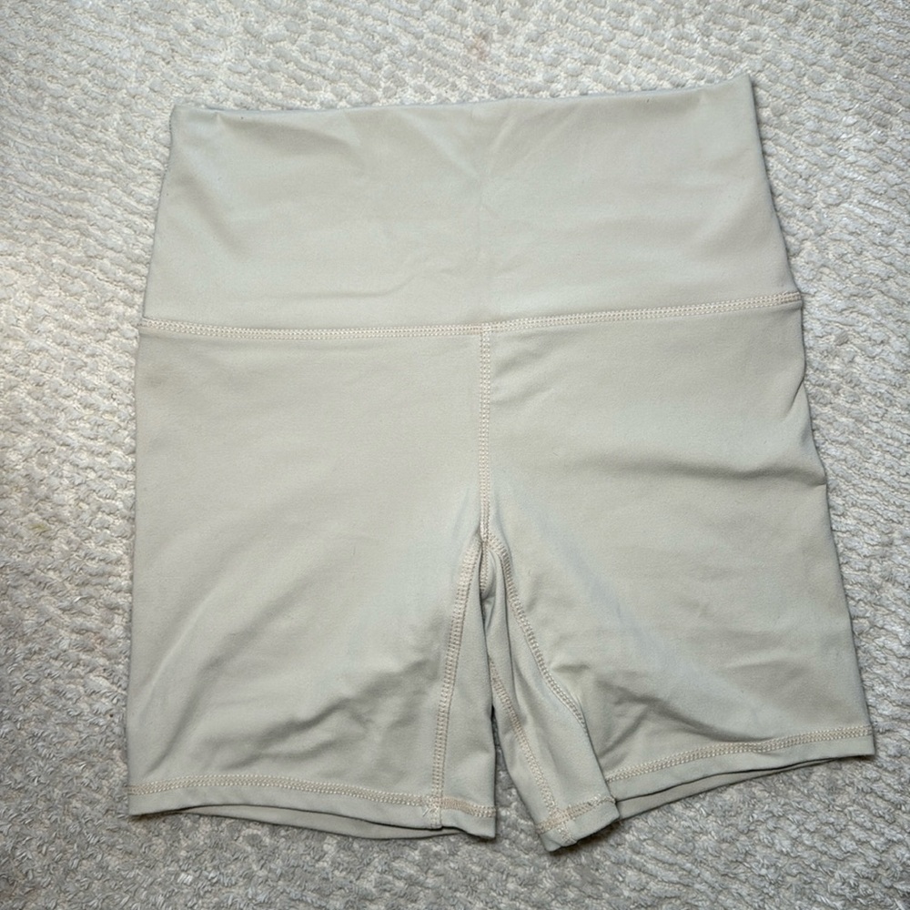 Nude tan biker shorts size small